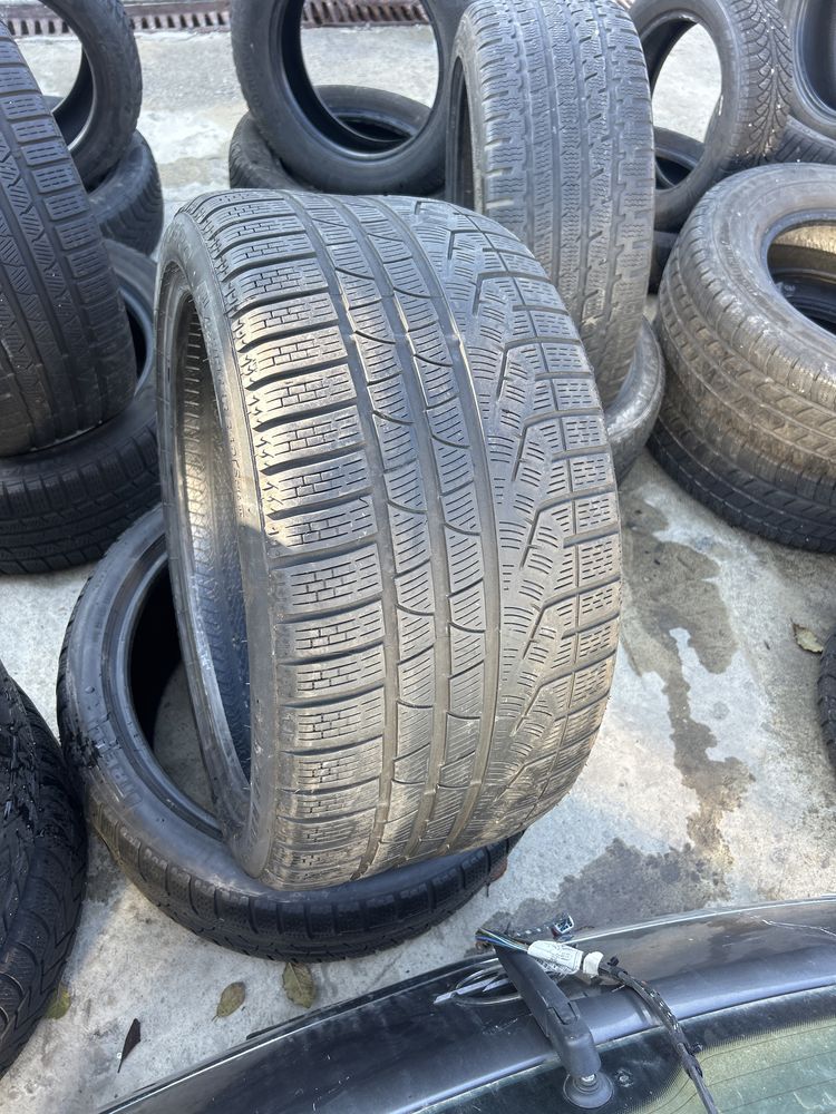 Set doua anvelope pirelli  285.35.20 iarna