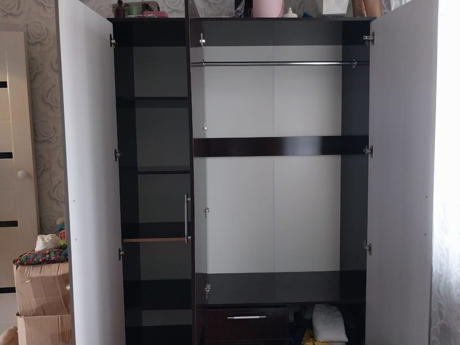 Продам шкаф в хорошем состояний