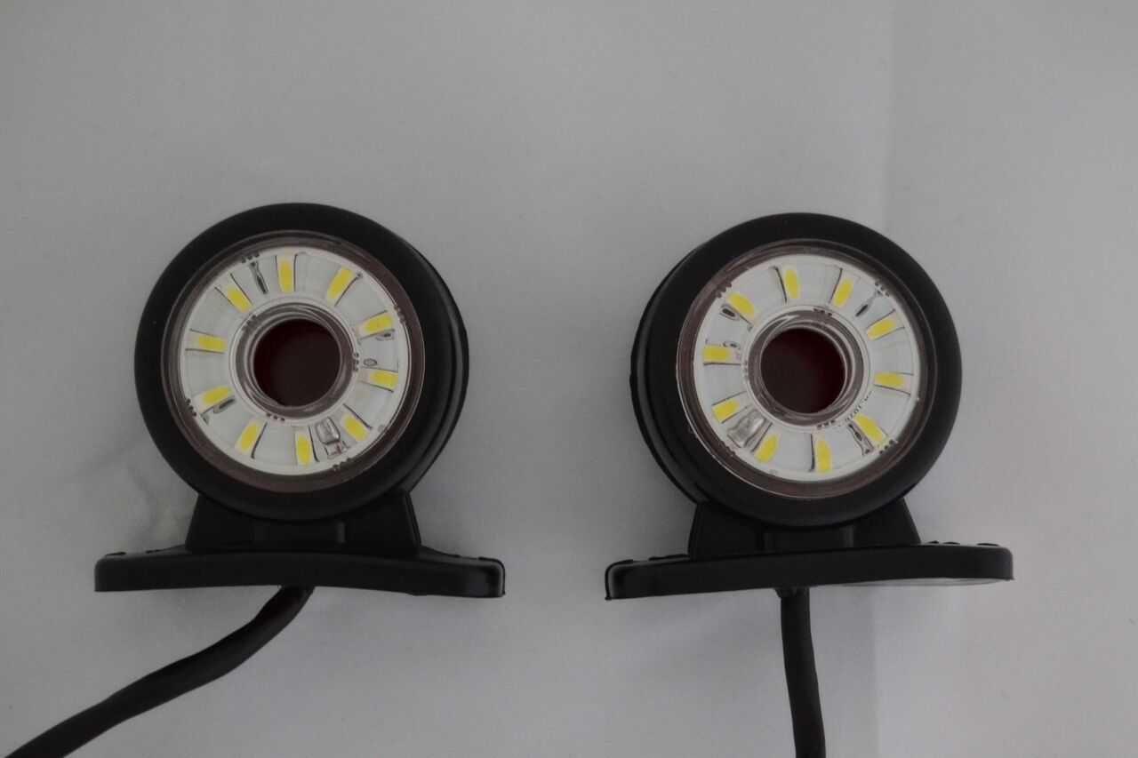 1 бр. ЛЕД LED рогчета габарити за камион с "бягаща светлина" , 12-24V