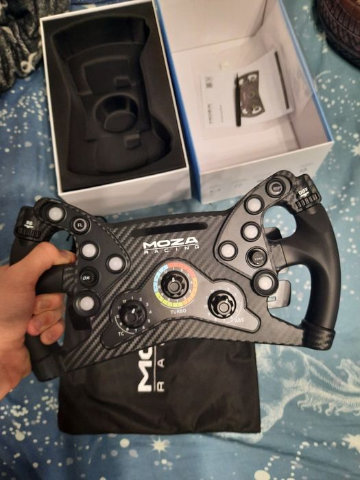 Руль для симрейсинга Moza KS
