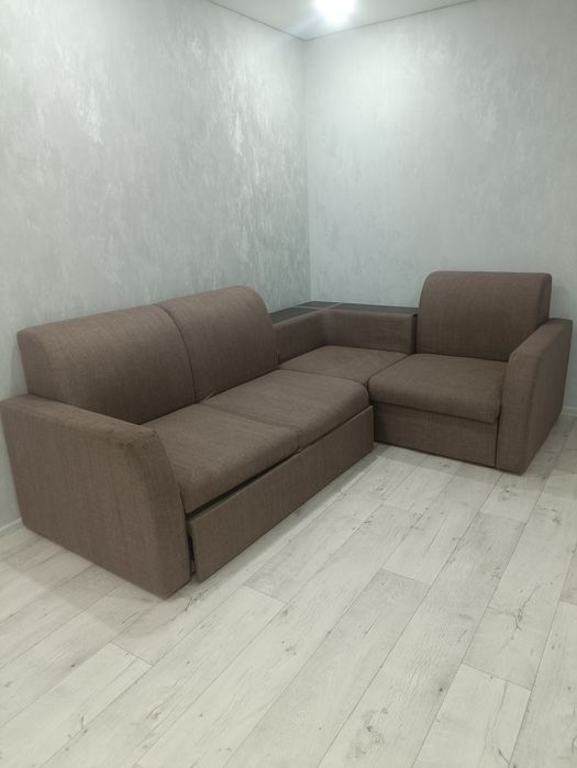 Продам угловой диван