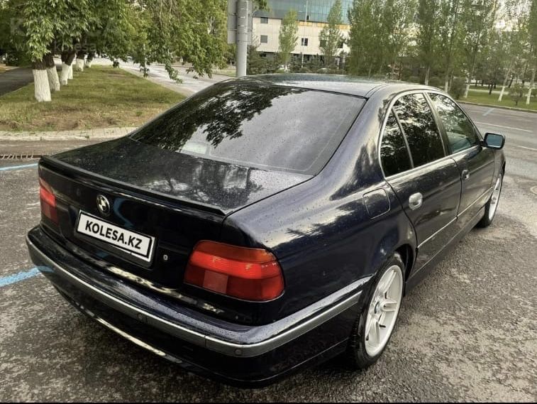 Продам BMW 5