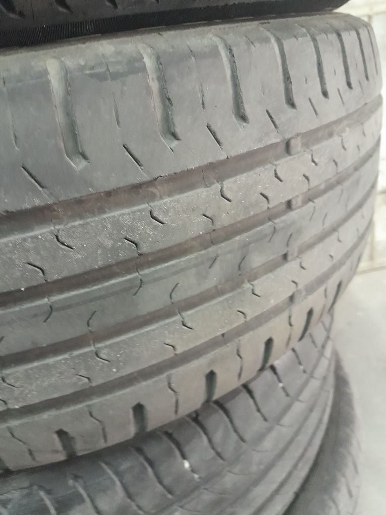 гуми 205/55/17   michelin и  continental 4броя