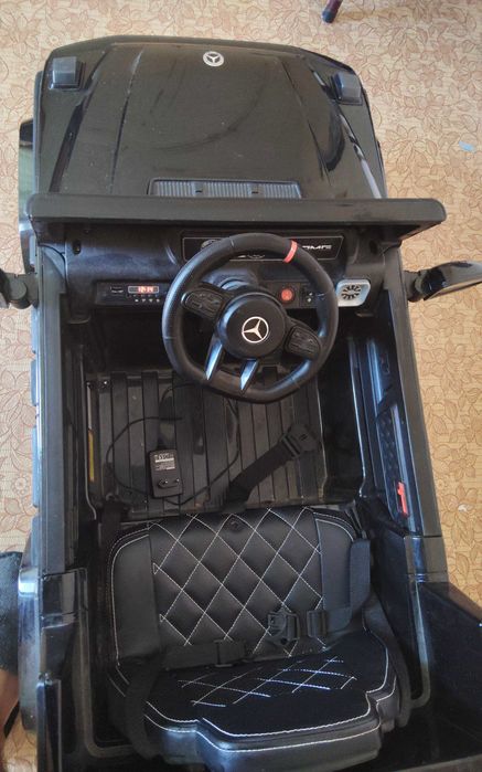 Акумулаторна кола Mercedes g63
