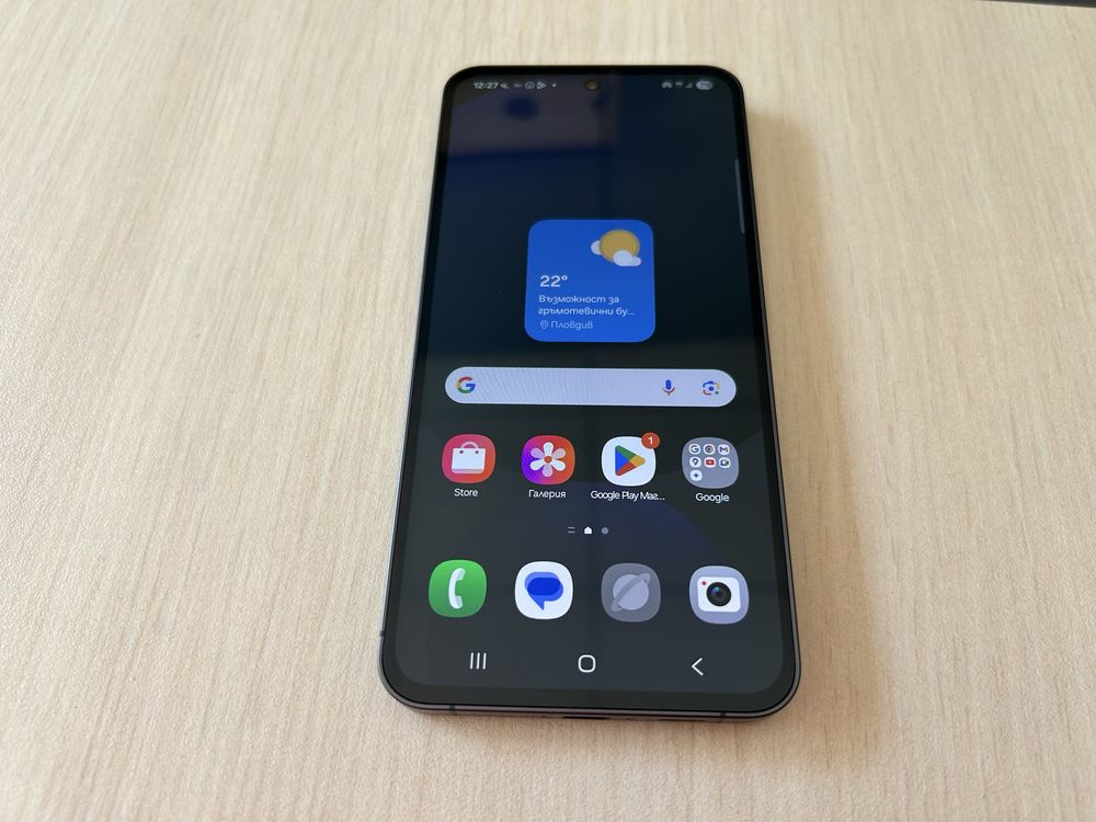Продавам Samsung Galaxy S24 FE 128/8GB