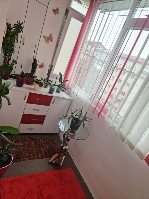 Închiriez apartament 2 camere – Râmnicu Vâlcea, Zona Nord