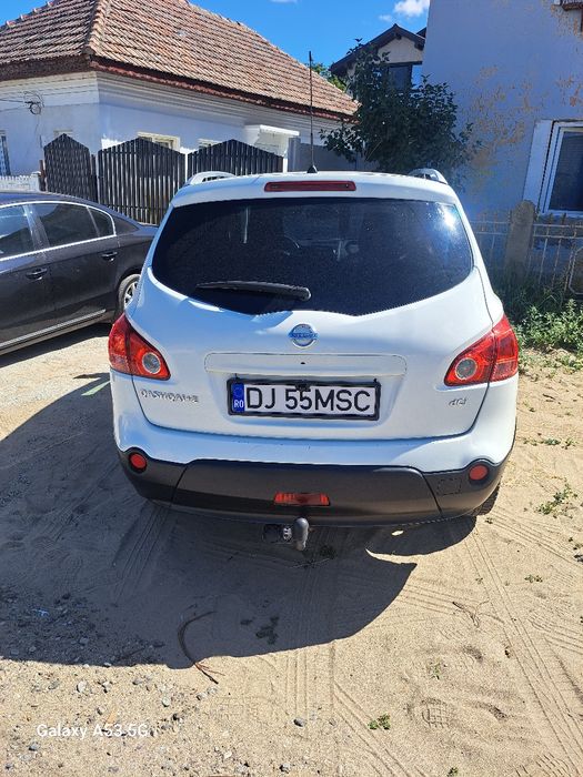 Nissan Qashqai+2