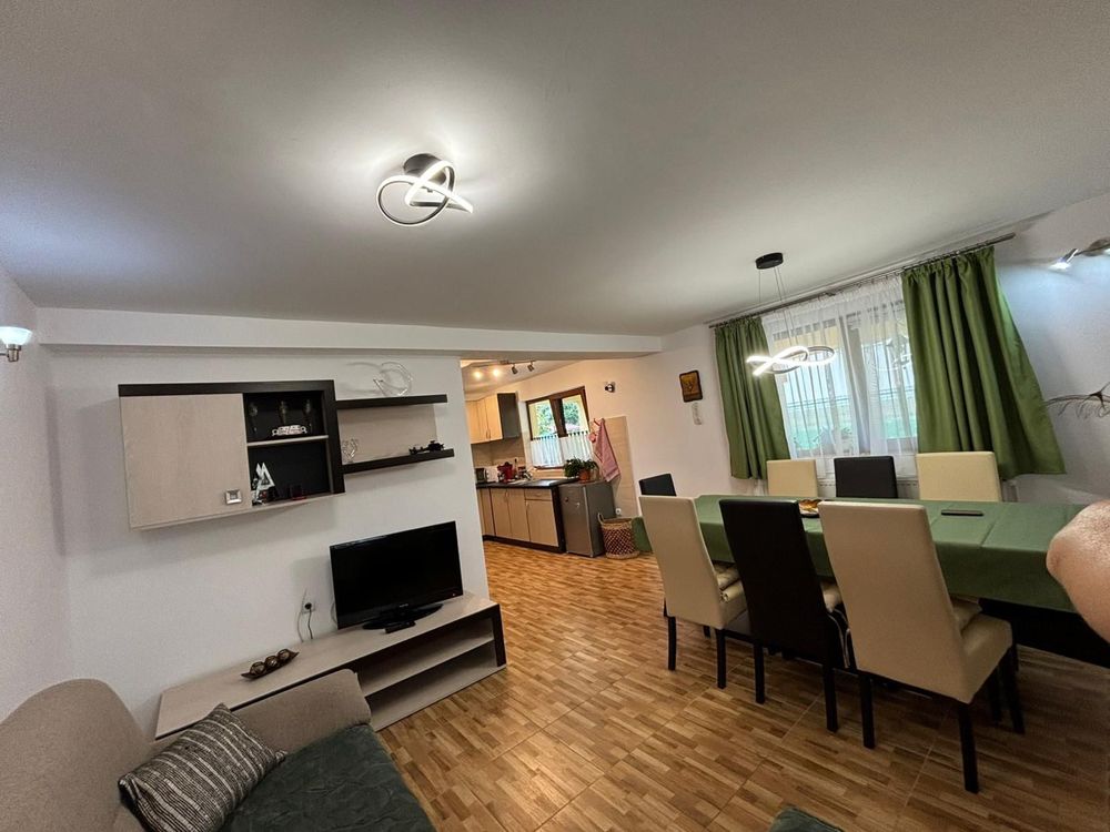 Casa de vanzare pe Valea Avrigului