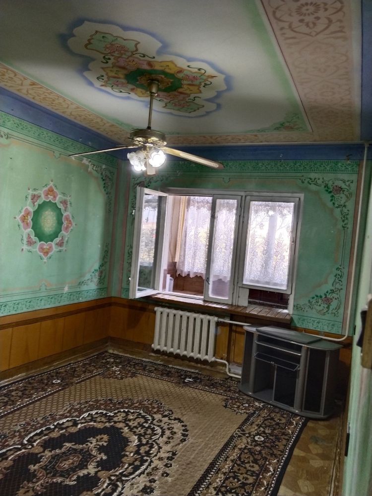 Yunusobod-13. 2/4/5. Balkon 2*6. Srochno prodam kvartiru bez remonta
