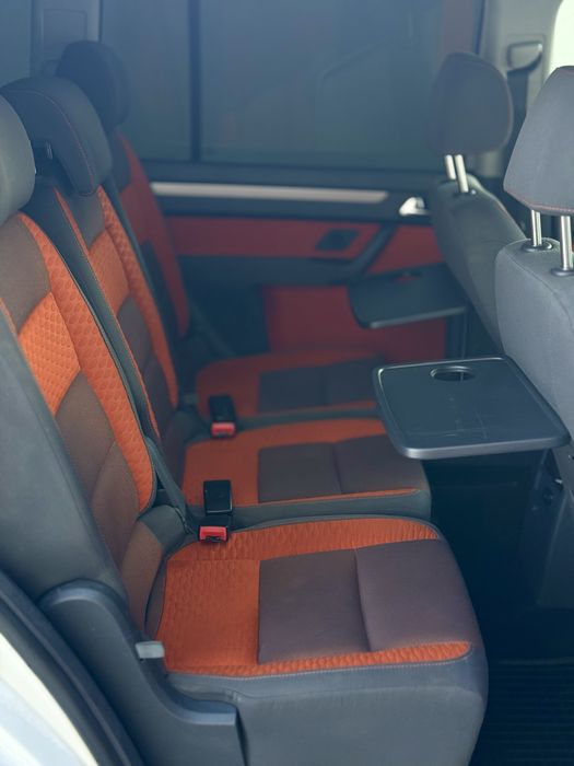 Vw Touran Cross / 1.9 / 2010 / Dsg / Full / 7 locuri