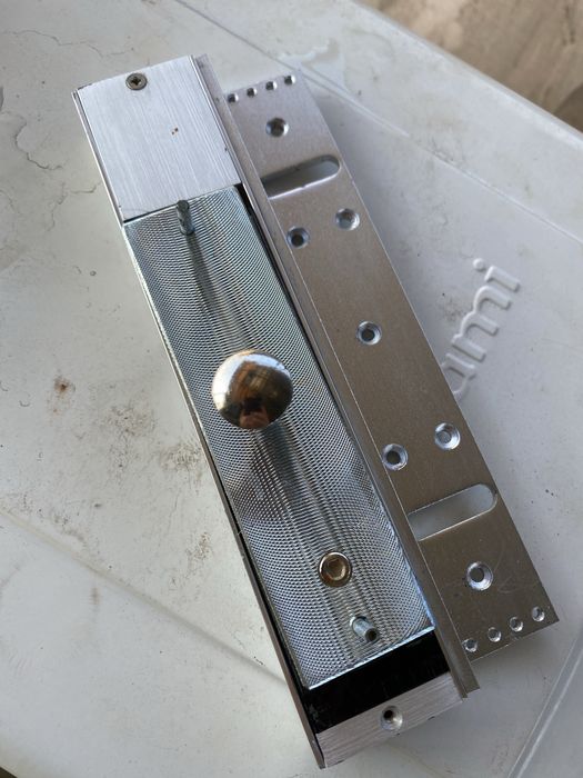 Магнитный замок,замок на магните