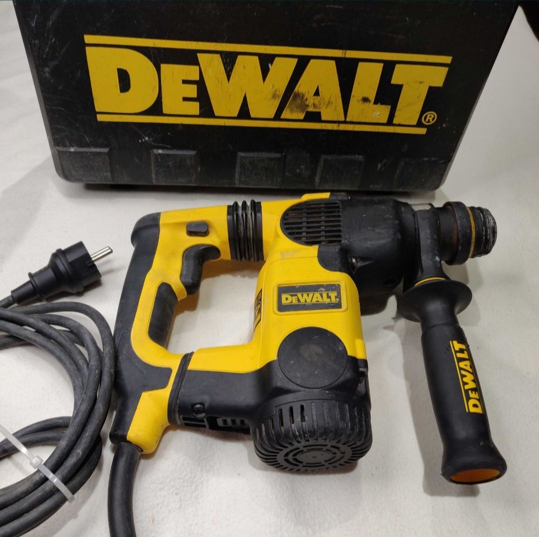 Перфоратор къртач sds plus DeWalt D25323