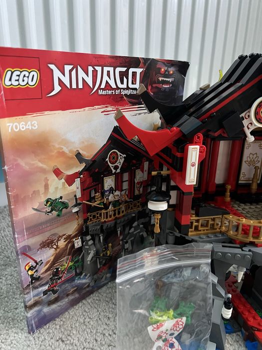 Lego Ninjago 70 643 The temple of resoruction