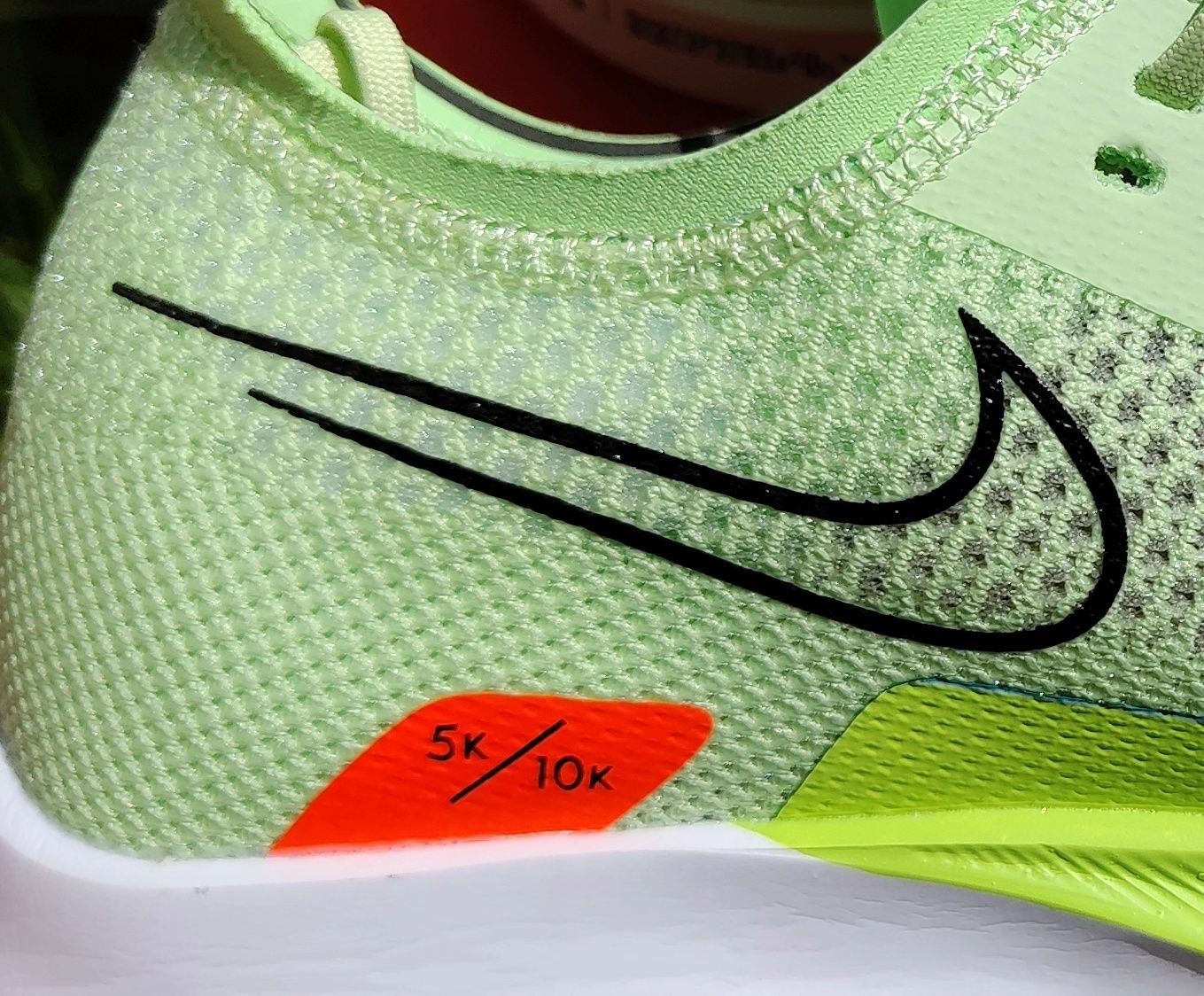Продам кроссы лёгкие фирмы Nike
