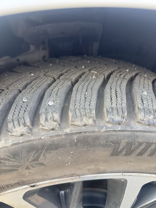 Шины зимние шипы Nexen корея