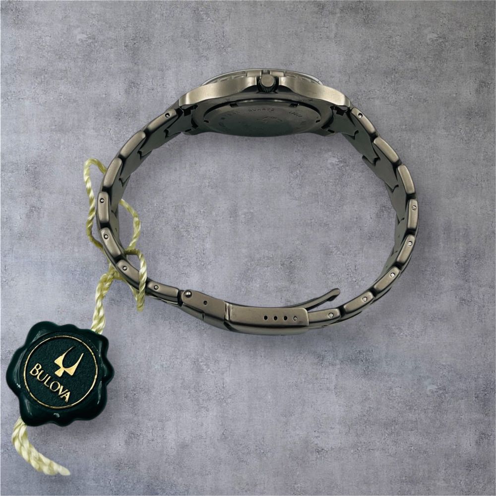 Bulova Titanium WR 100 мъжки часовник