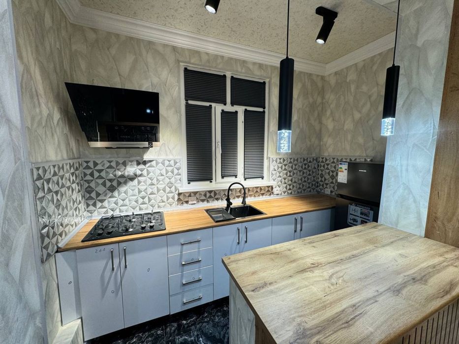 Арендага квартира Чилонзор метро Ойлага қизларга Болларга 3хона 600$