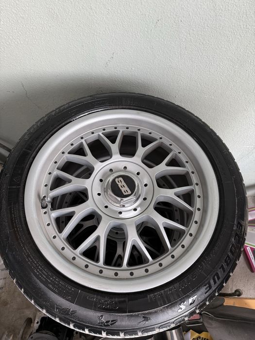 BBS r16 sotiladi