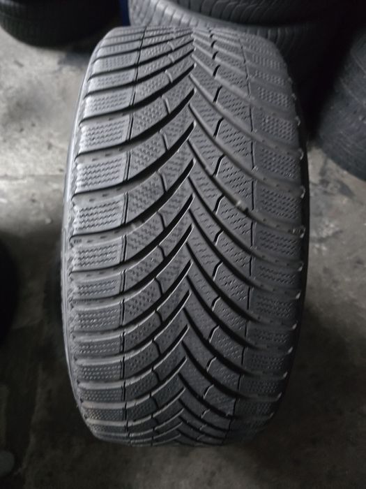 Semperit 225/40 R18 92V MS iarnă