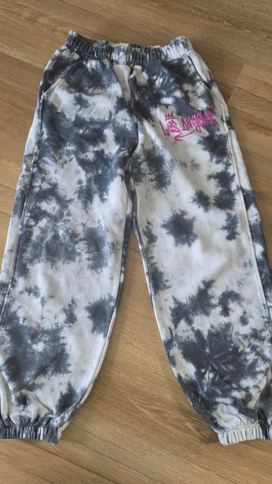 Zara спортен сет тай дай 152