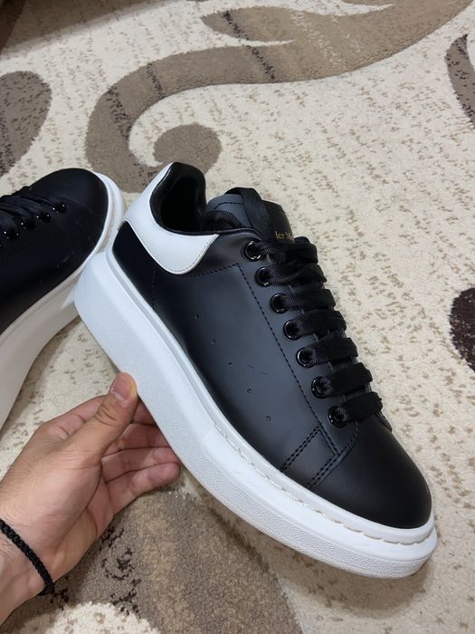 Alexander McQUEEN