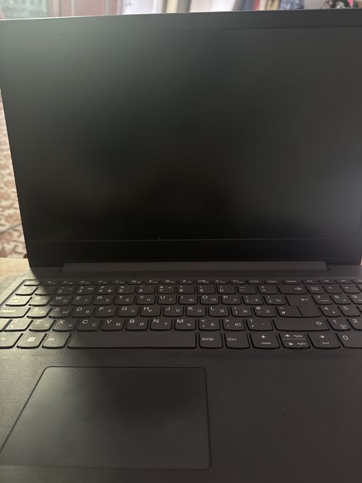 Lenovo V15-IGL 82C3