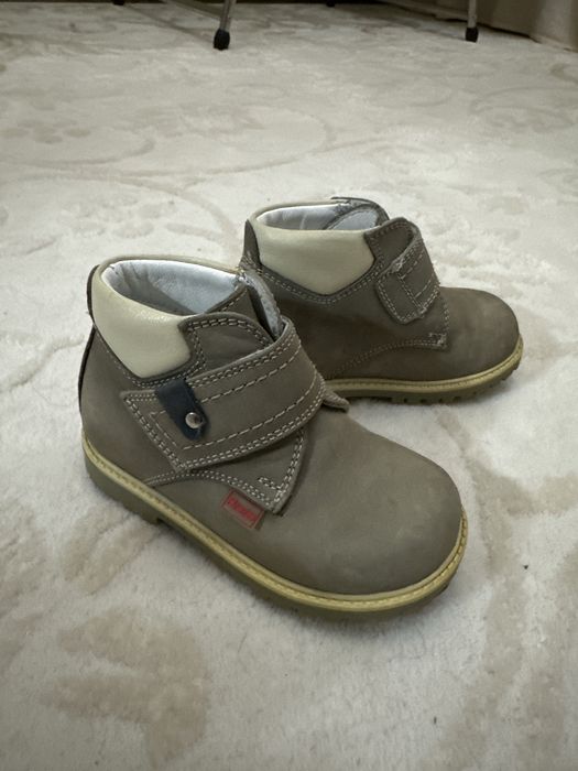 Сапожки детские!