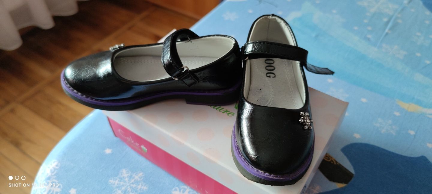 Pantofi pentru fetițe