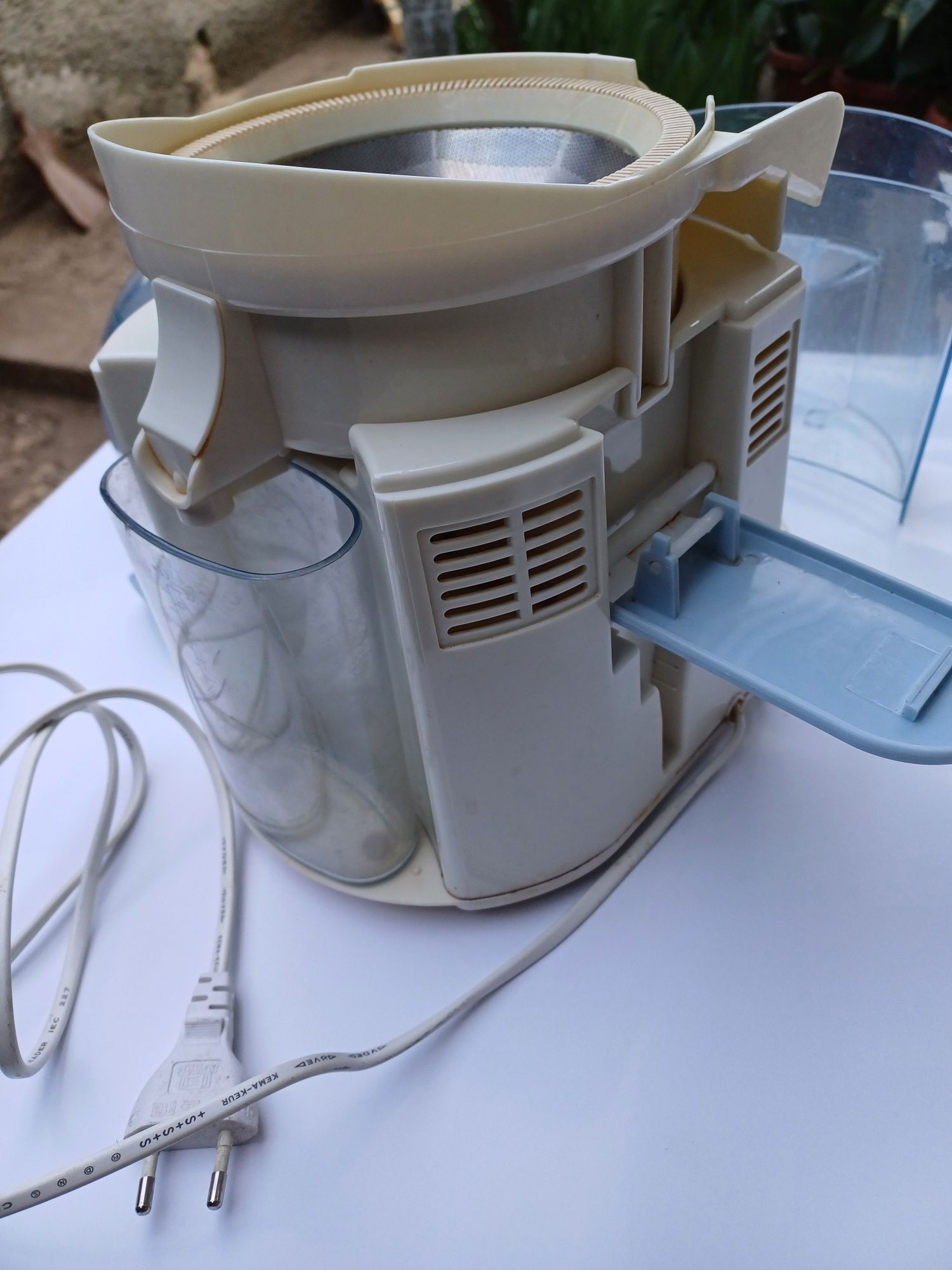 Сокоизтисквачка Romix FE10