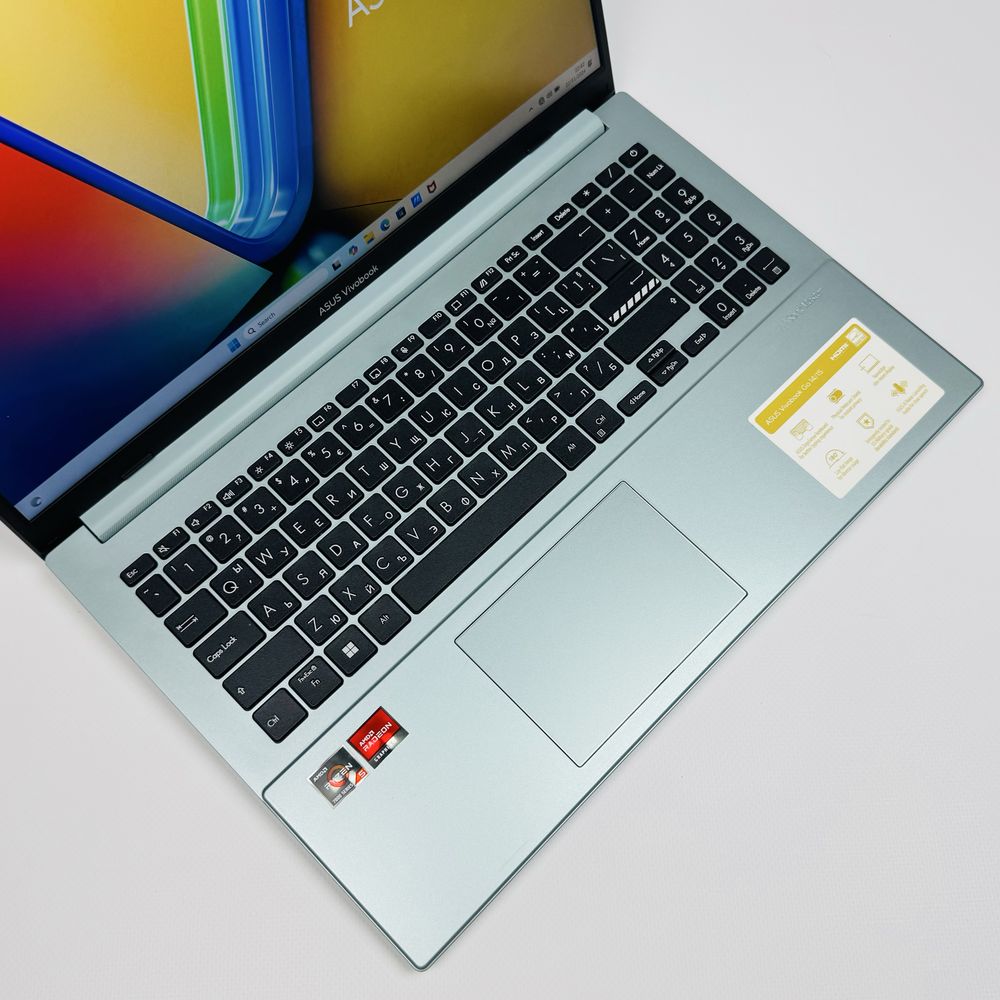 Asus VivoBook 15/Ryzen 5 7520/8GB LPDDR5 5500MHz/512GB NVMe