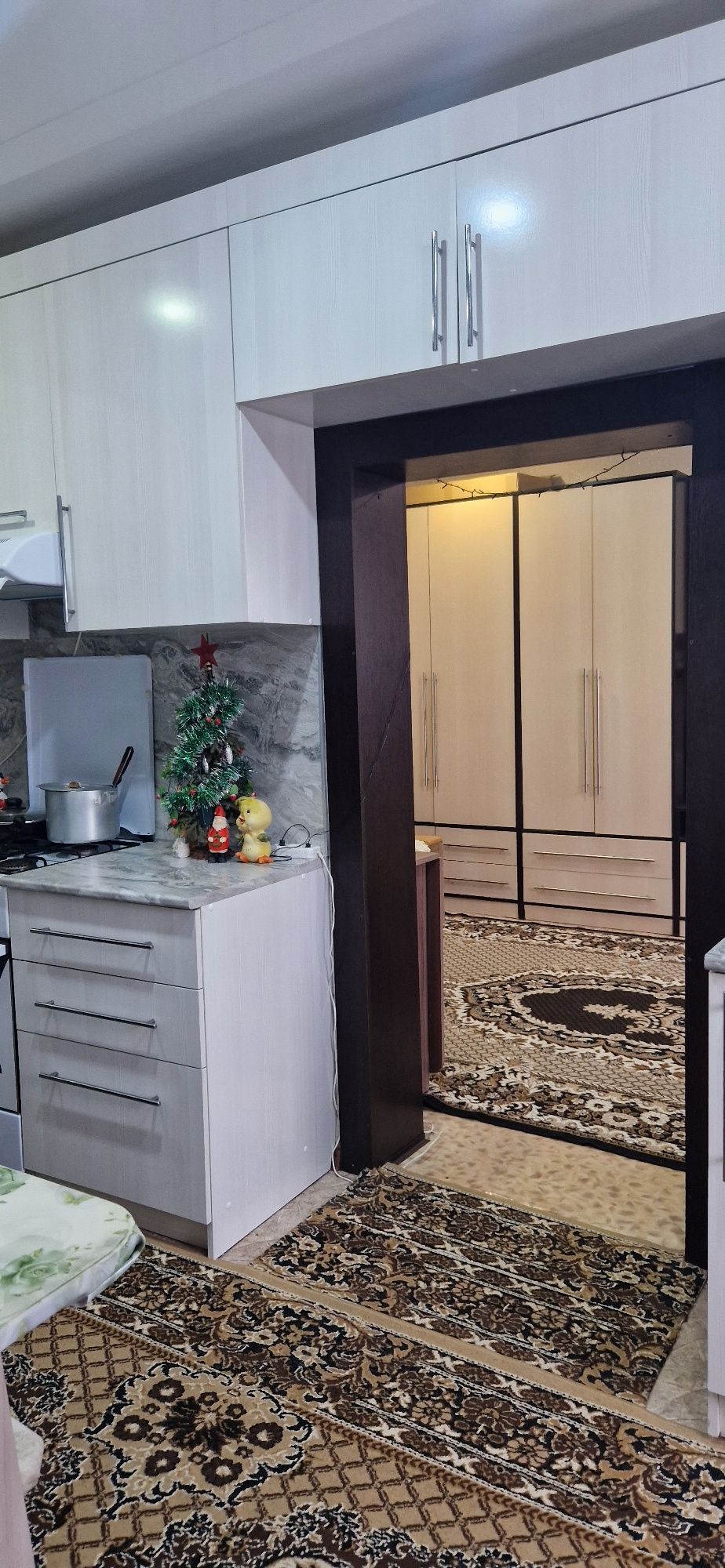 Продам часть дома, р-н.Аквапарк"Нептун"28кв,м.с центральным отоплением