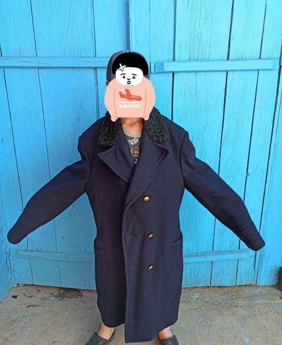 Продам б/у  мужское пальто