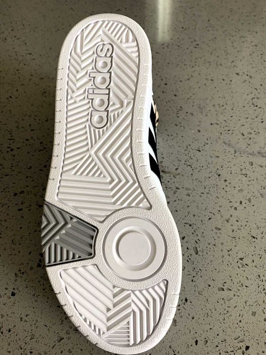 Дамски кецове adidas