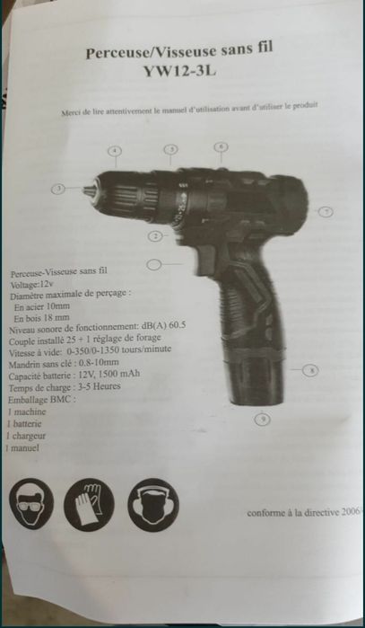 Mașină de găurit cu acumulator si accesorii