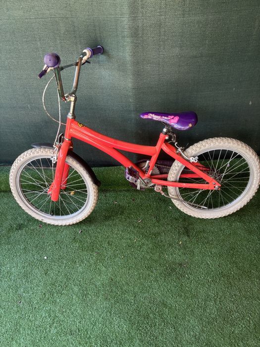 Bicicleta cu roti pe 20 inchi