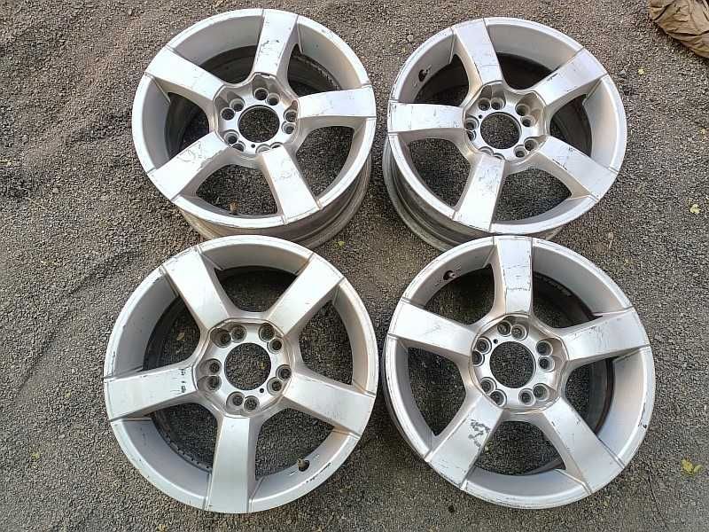 Продам легкосплавные диски на автомашину Opel