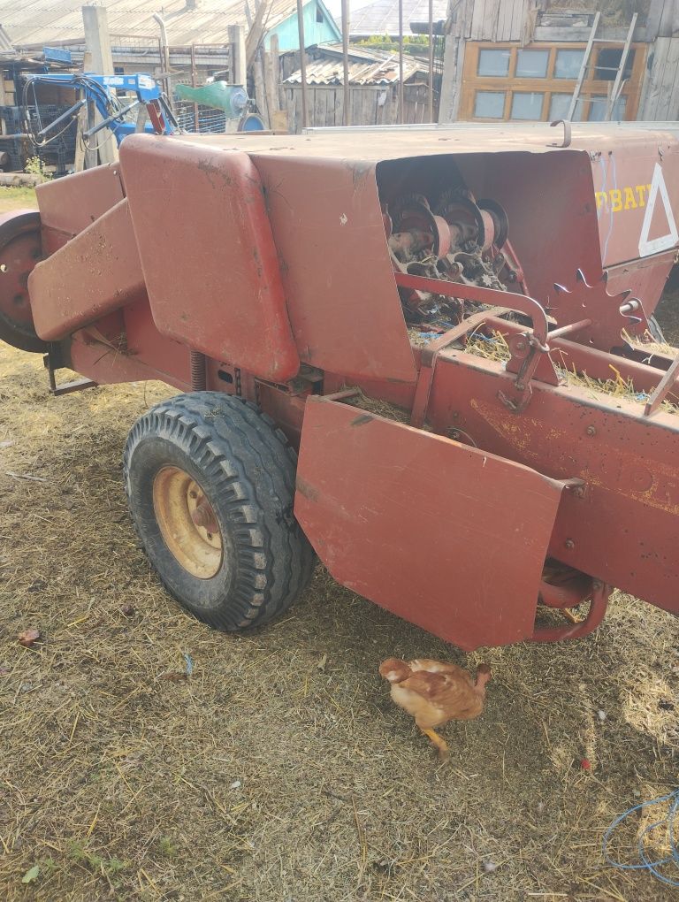 Vând balotieră l sgorbati super 181