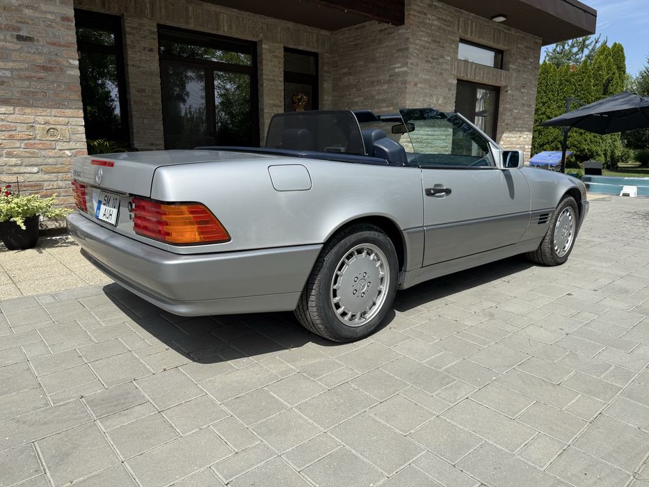 Mercedes Benz SL 300 - masina de epoca