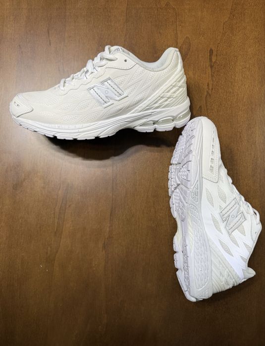 Pantofi Tip New Balance 1906 R 42 // 43