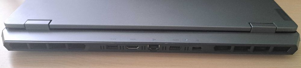 Laptop Lenovo LOQ RTX 4060 cu 8 GB VRAM