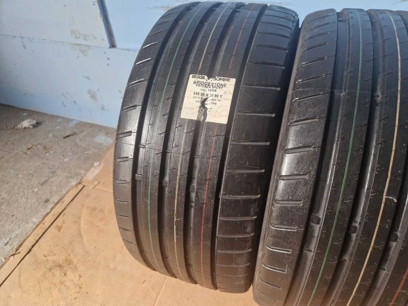 2 Bridgestone R20 245/30/ 
нови летни гуми 
DOT3521