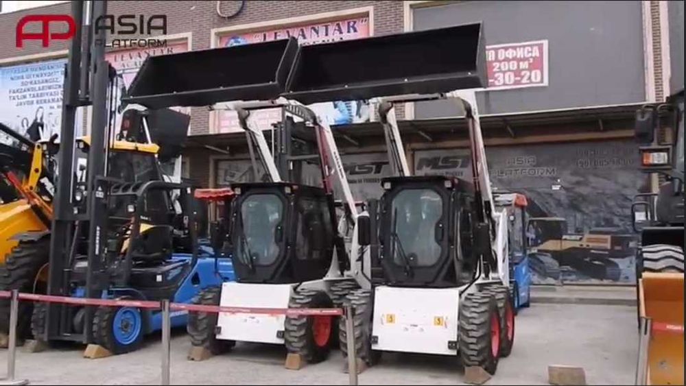 2025 Мини погрузчик с бортовым поворотом LONKING CDM 312