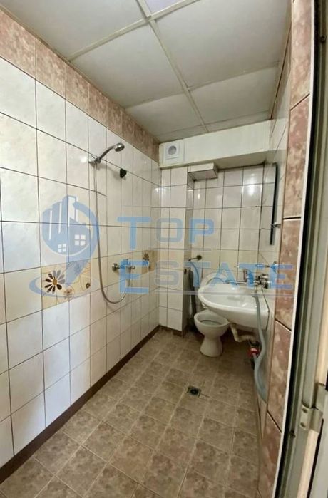 Продава се Двустаен апартамент в Велико Търново, Колю Фичето - 48 кв.м за 1521 €/кв.м - Снимка #9