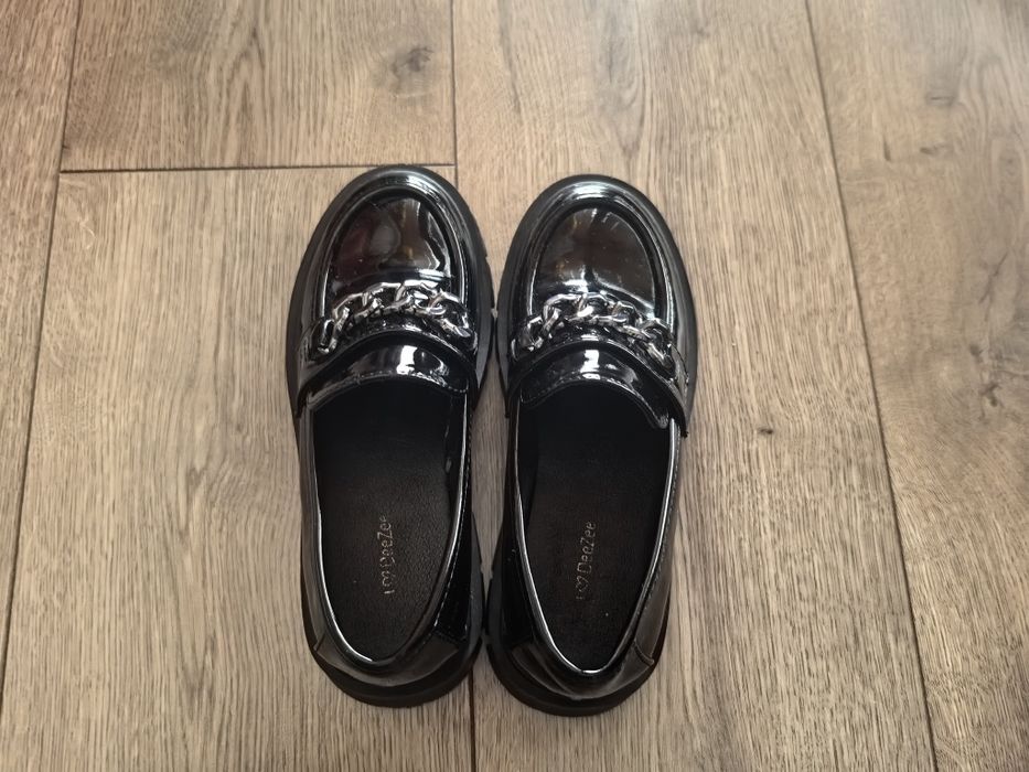 Модерни обувки за госпожица