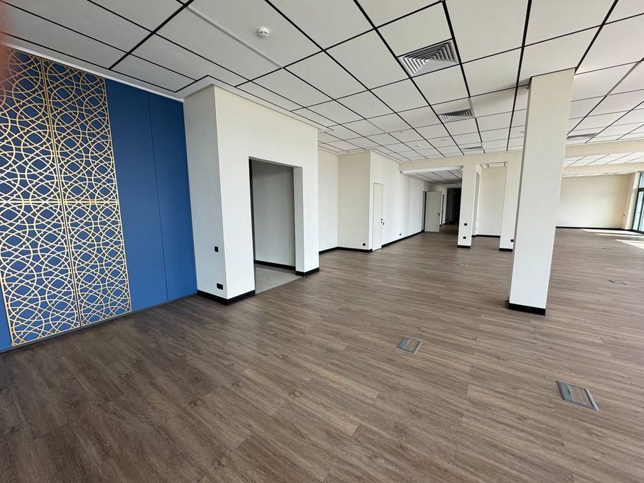 Аренда офис Бизнес центр 
Алайский рынок 630м2