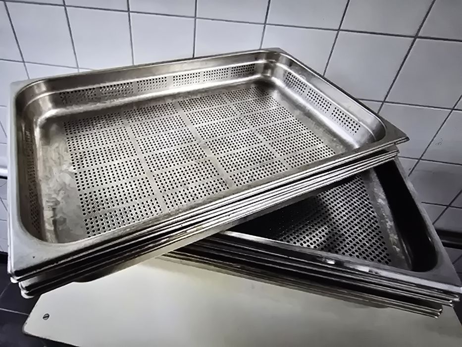 Vand tava inox GN 1/1, tava perforata