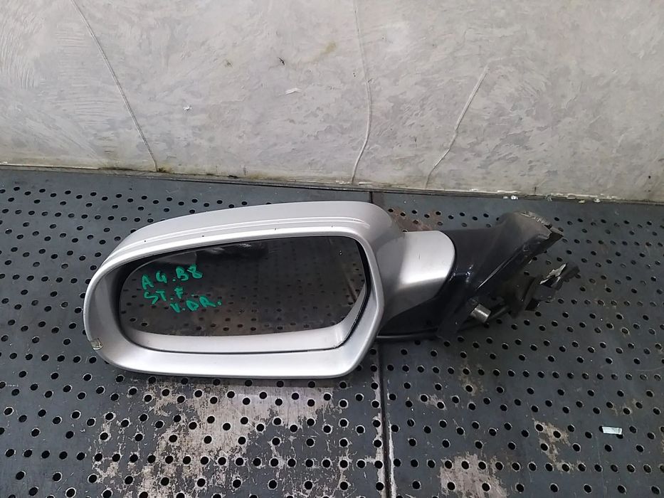 Oglinda electrica stanga fata audi a4 b8 8k pentru piese