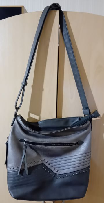 Дамска кожена сива чанта