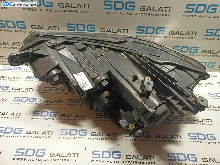 Far Stanga FARA Xenon Volkswagen Passat B8 2014 - 2019 [L0894]
