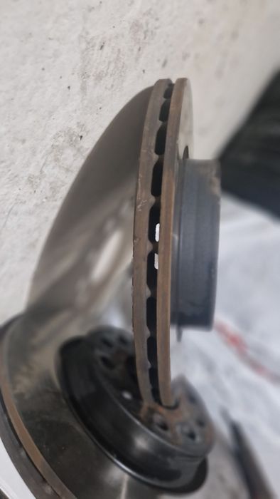 К-кт дискове с накладки за Golf VI